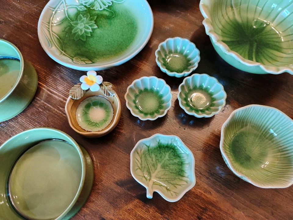 Geschirrset 12 Teilig Grün Schön verschiedenes Porzellan Küche De in Düsseldorf