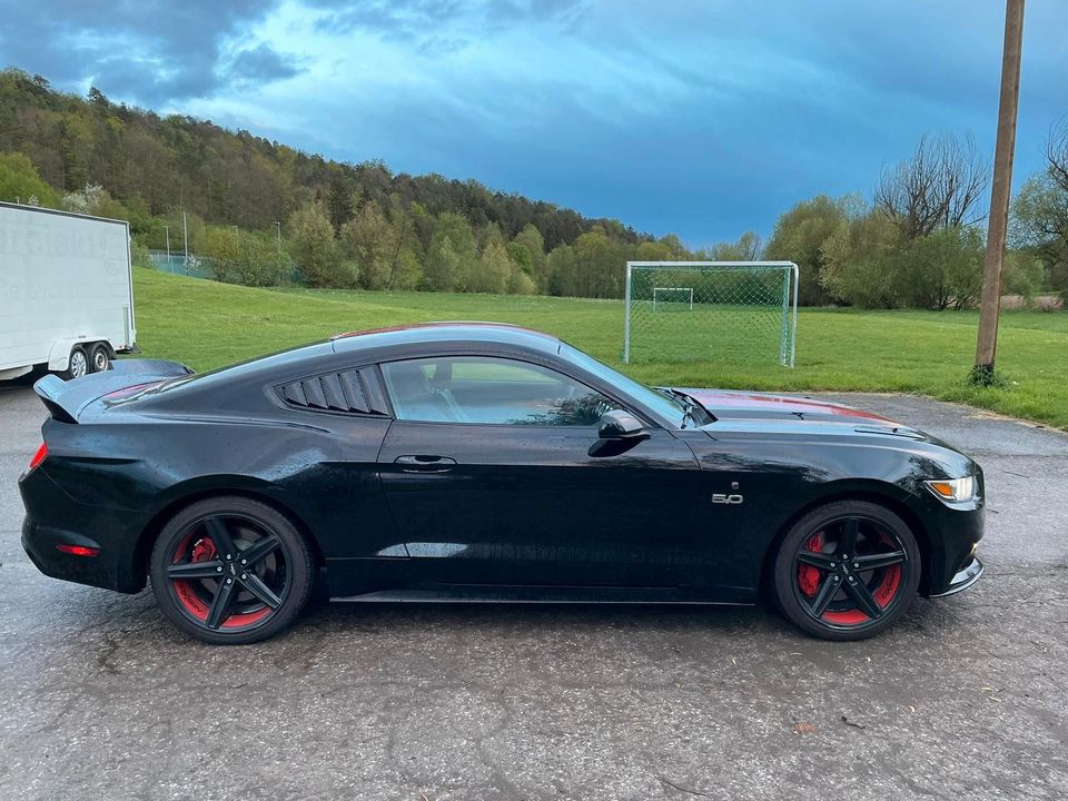 Ford Mustang 5.0 Ti-VCT V8 GT auto GT in Gechingen