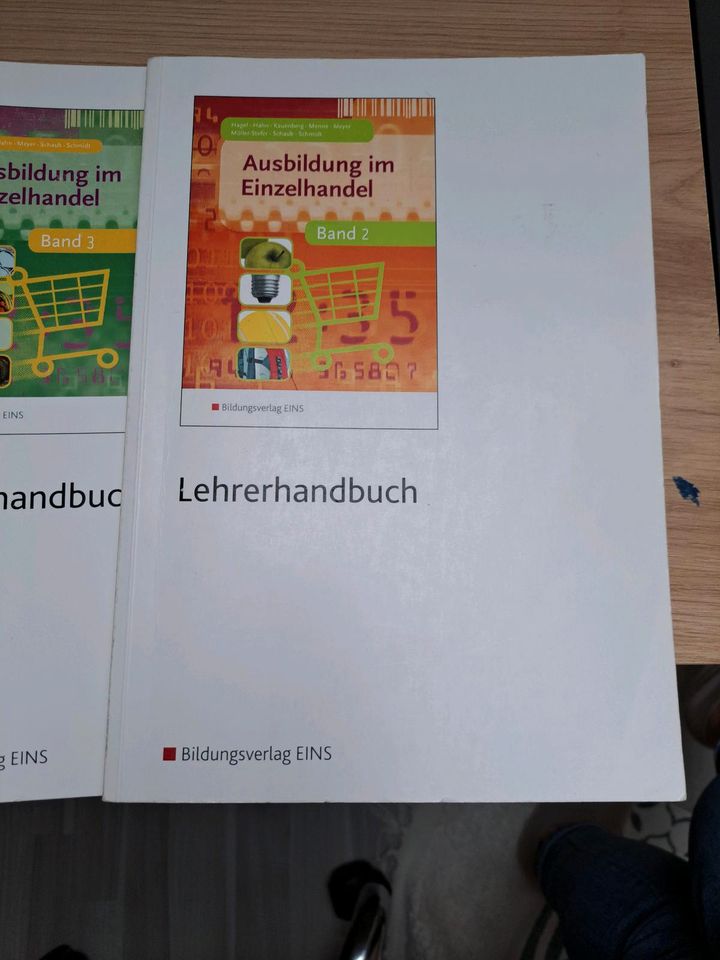 Lehrerhandbuch Band 1 - 3 Ausbildung im Einzelhandel in Herne