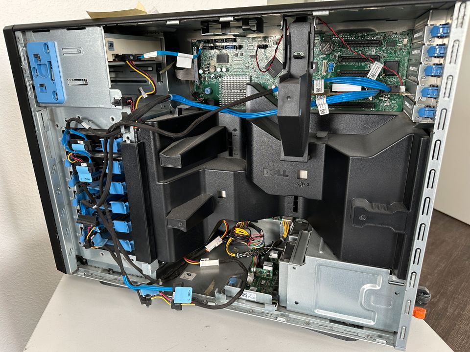 DELL - PowerEdge T410 Server   von 2011 in Bad Neustadt a.d. Saale