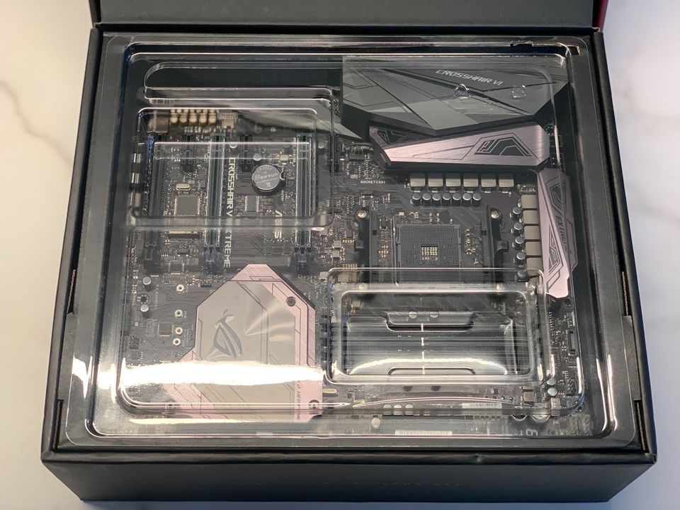 ⭐️ ASUS ROG CROSSHAIR VI EXTREME Mainboard | AM4-Sockel | NEU ⭐️ in Königs Wusterhausen