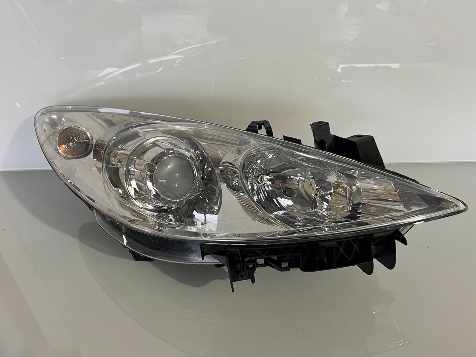 Scheinwerfer Peugeot 307 Facelift rechts 9681832280-00 Lampe in Wilnsdorf