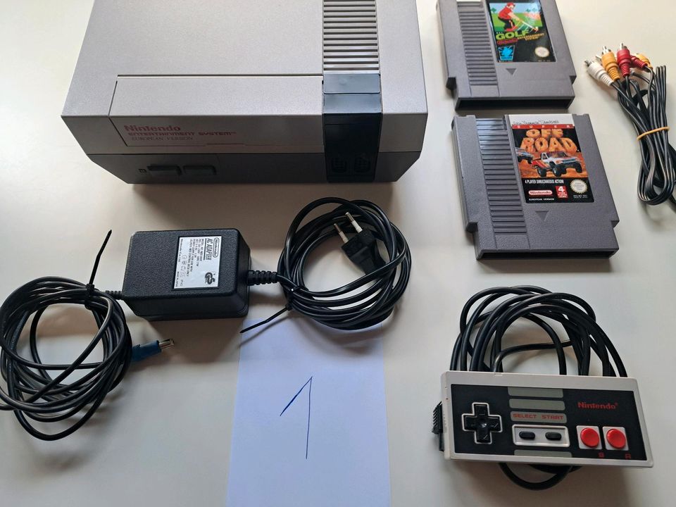 Nintendo NES Konsolen, Spiele und Zubehör in Harrislee