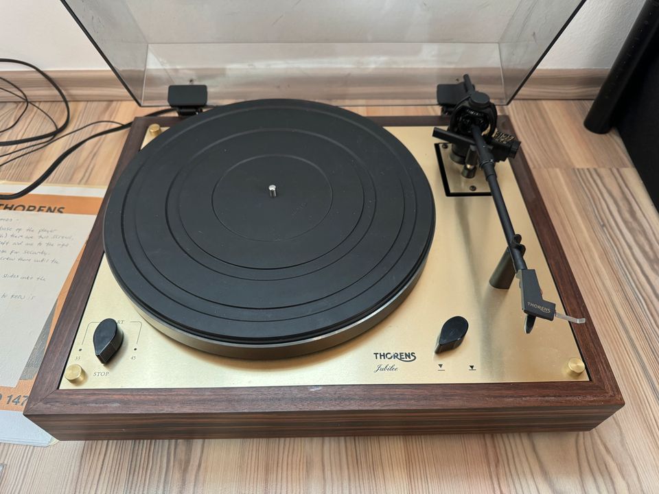 Thorens TD 147 Jubilee Plattenspieler, Jubiläumsmodell in Gmund