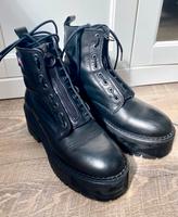 Tommy Jeans Leder-Boots Gr. 38 – kaum getragen Berlin - Marzahn Vorschau