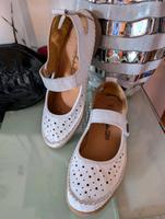 Ballerinas Spangenschuhe Naturläufer Leder  Gr. 41 H ❣️Wie neu ❣️ Sachsen - Riesa Vorschau