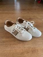 Neuwertige Sneaker weiß Größe 38/39 Niedersachsen - Neustadt am Rübenberge Vorschau