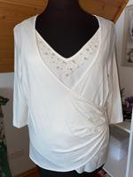 Naturfarbendes TAIFUN ungetragene Perlen Wickelbluse/Shirt Gr.44 Hessen - Büdingen Vorschau