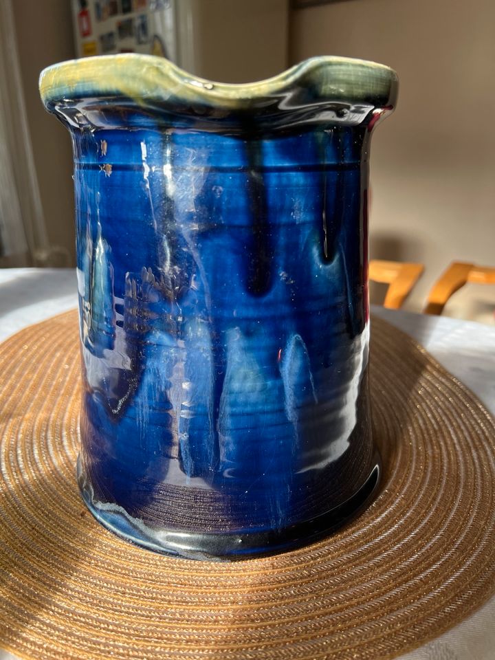 Krug Vase Keramik Handarbeit Kobaltblau in Wangen im Allgäu
