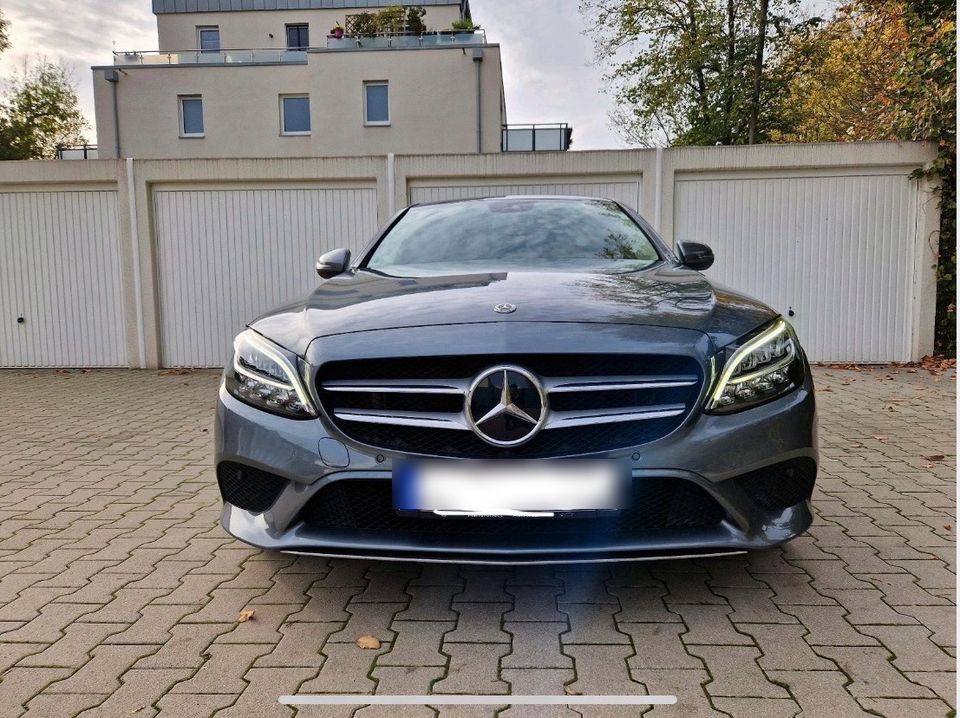 Mercedes Benz C200 MOPF Avantgarde Business-Paket 2019 in Leverkusen