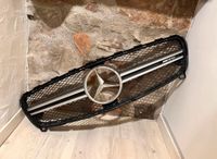 Original Mercedes Benz A-Klasse A45 AMG (W176) Kühlergrill Baden-Württemberg - Villingen-Schwenningen Vorschau