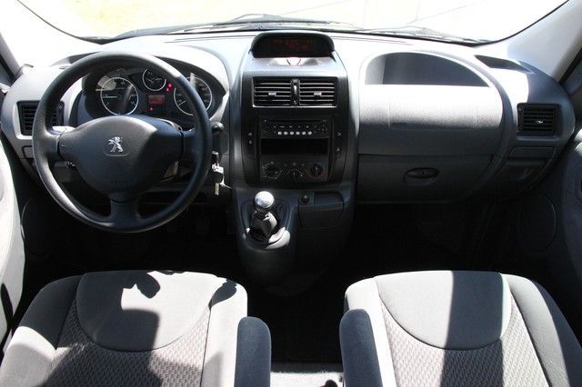 Peugeot Expert Tepee Active L2 HDi 165 Klima 8-Sitzer EP in Neumünster