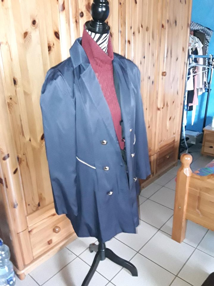 Tolle neue Jacke in Größe  XXL in Freisen