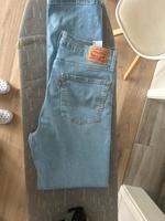 Levi's Damen Jeans 29 oder 42 Stretch slim Niedersachsen - Celle Vorschau