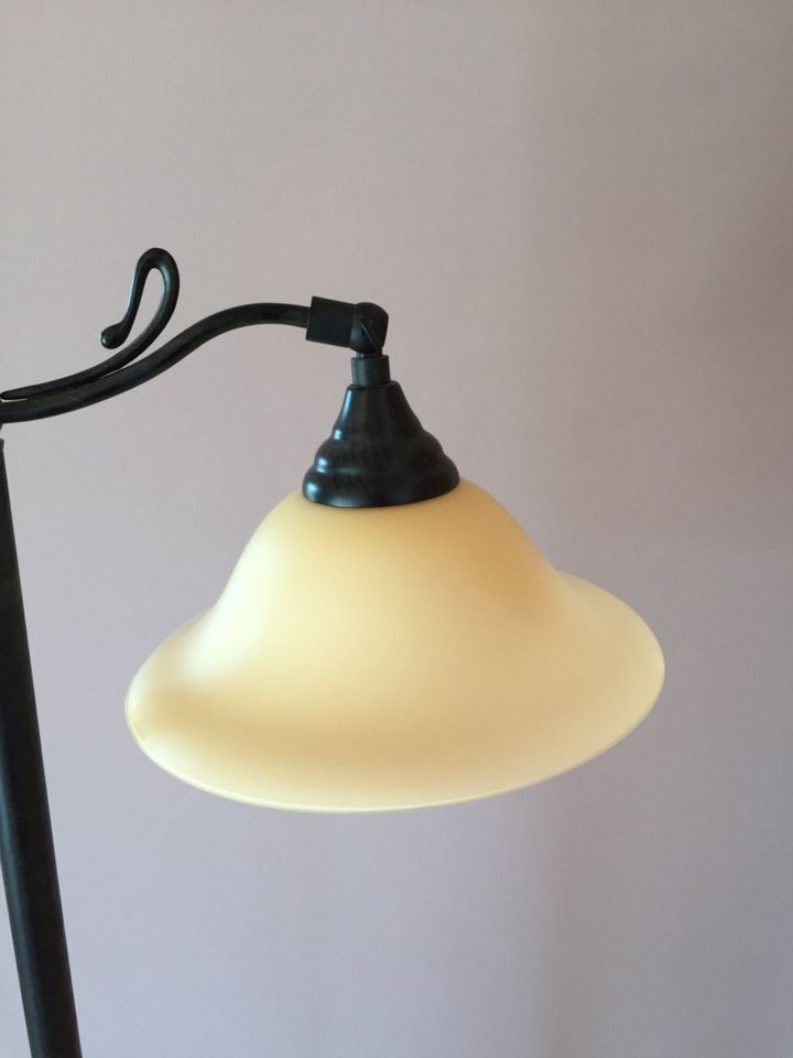 Stehlampe - Vintage in Hespe