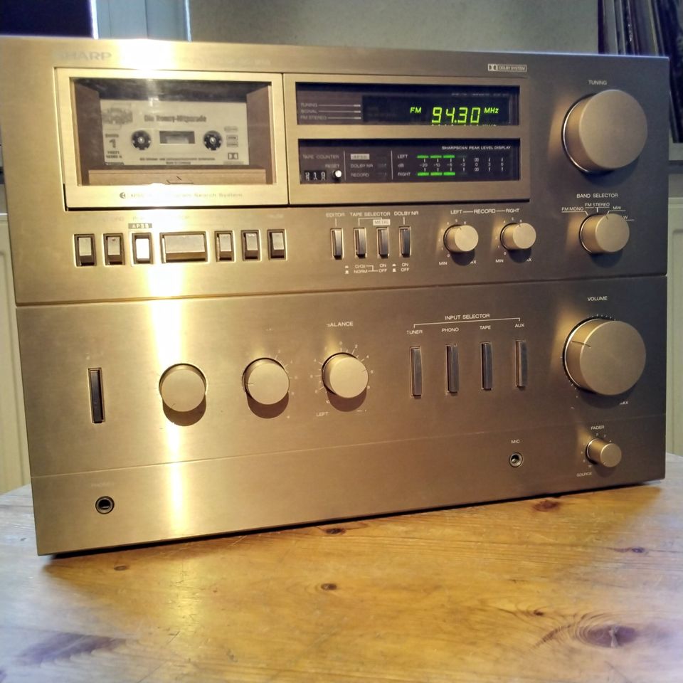 Sharp FM/AM Stereo Receiver Deck SC-1250 intakt ohne Boxen in Kiel