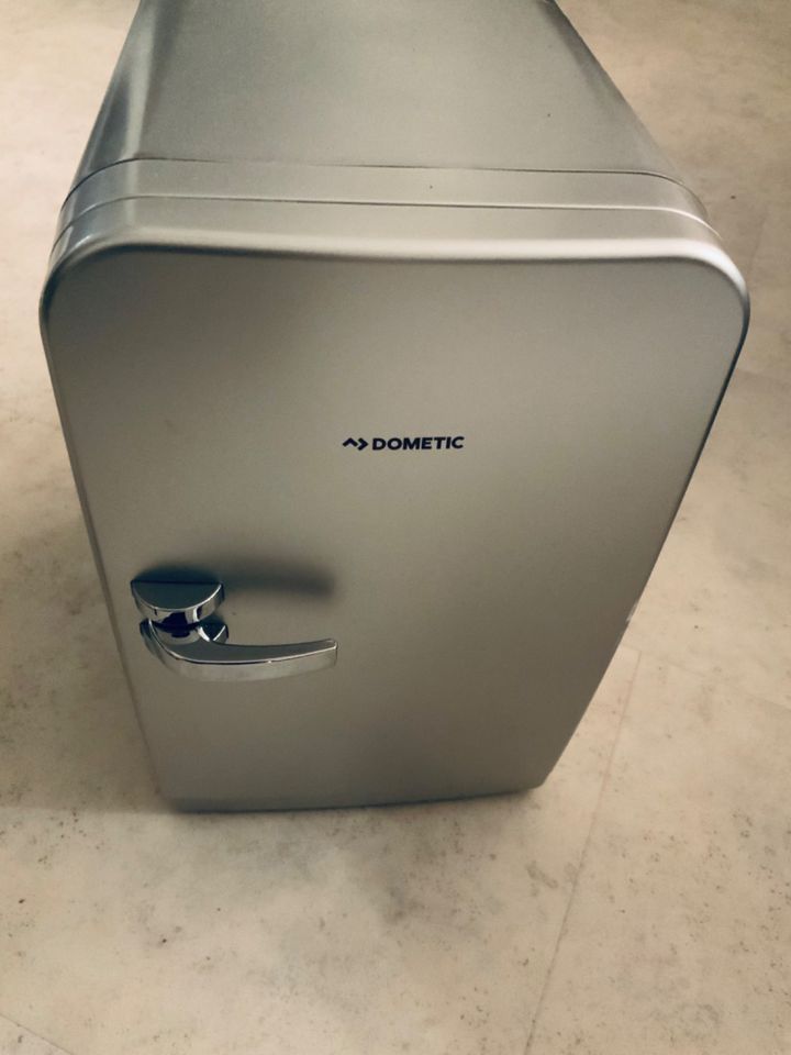 Dometic WAECO, Mini-Kühlschrank, Model MF 5M, 12/230 V, 5 Liter, in Solingen