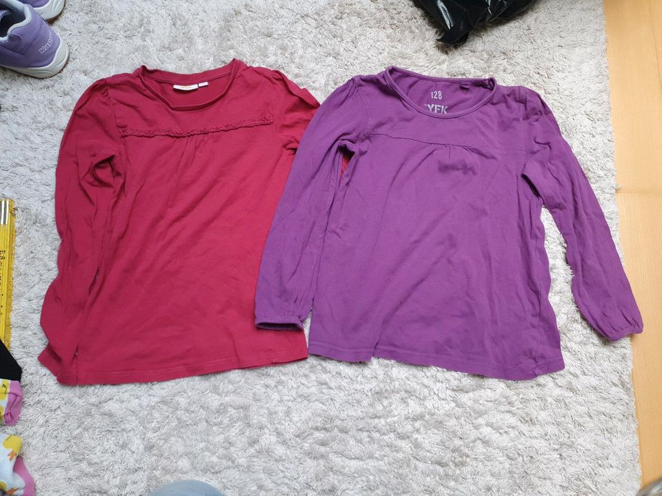 Set pinkes und lilanes Langarmshirt Mädchen Gr.128 Kids/NKD,Y.F.K in Kandel