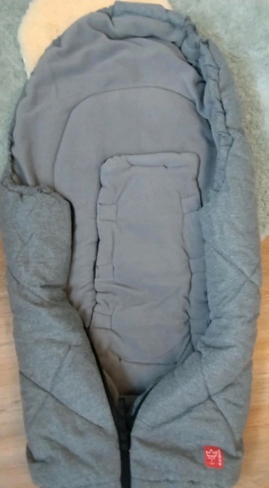 Kaiser Fußsack mit Lammfelleinlage f. Babyschale o. Kinderwagen in Eckersdorf