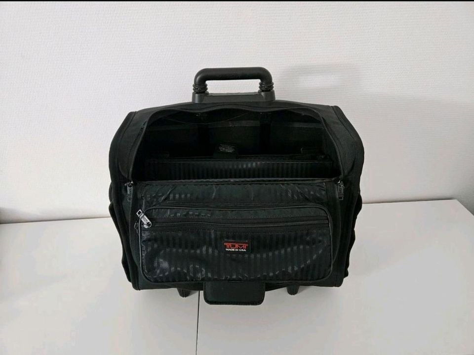 Tumi - Business Trolley +  extra Einsatz / wie NEU in Saarburg