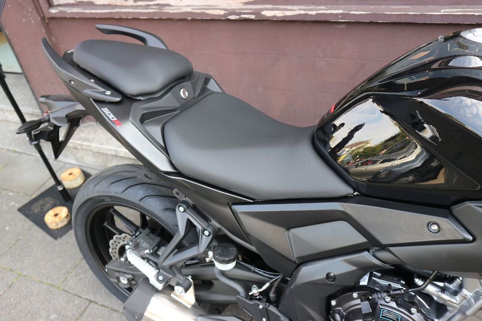 Motorrad  VOGE  500R NAKED  schwarz  47PS 2 Zylinder   NEU in Köln