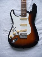 Squier Strat E-Gitarre Fender Bremen-Mitte - Bahnhofsvorstadt  Vorschau