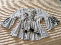 Bluse Gr. S von Zara mit Stickereien Nordrhein-Westfalen - Ratingen Vorschau