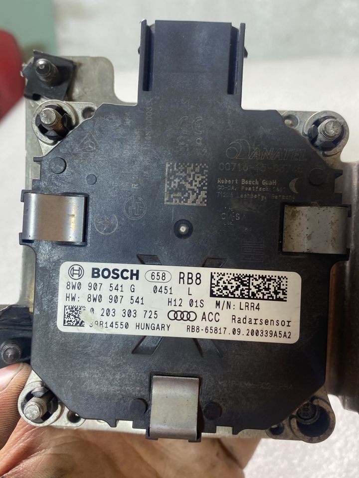 Radarsensor Distronic für AUDI A5 A4 Q5 8W - OEM 8W0907541G in Bochum