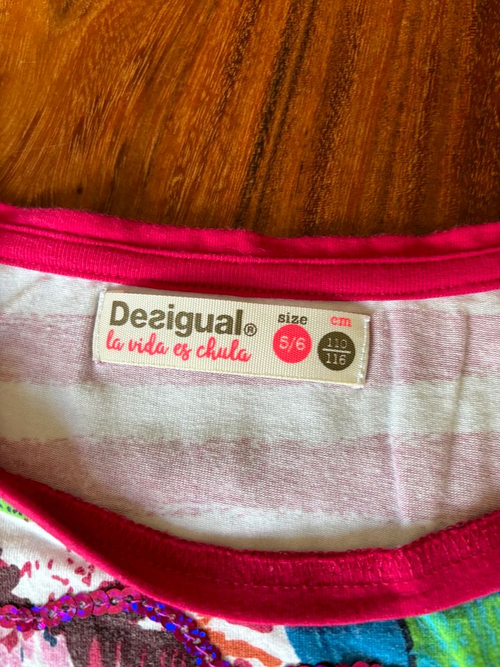 Desigual T-Shirt 110/116 in Berlin