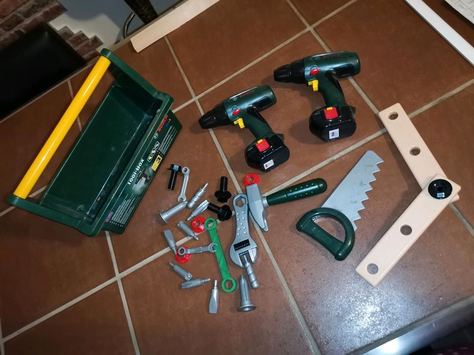 Bosch Kinderwerkzeug, 2 Akkuschrauber, Werkzeugkasten in Rhede