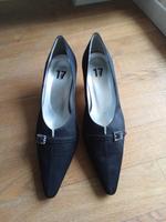Vintage Pumps Görtz schwarz-glänzend Gr. 38 Friedrichshain-Kreuzberg - Kreuzberg Vorschau