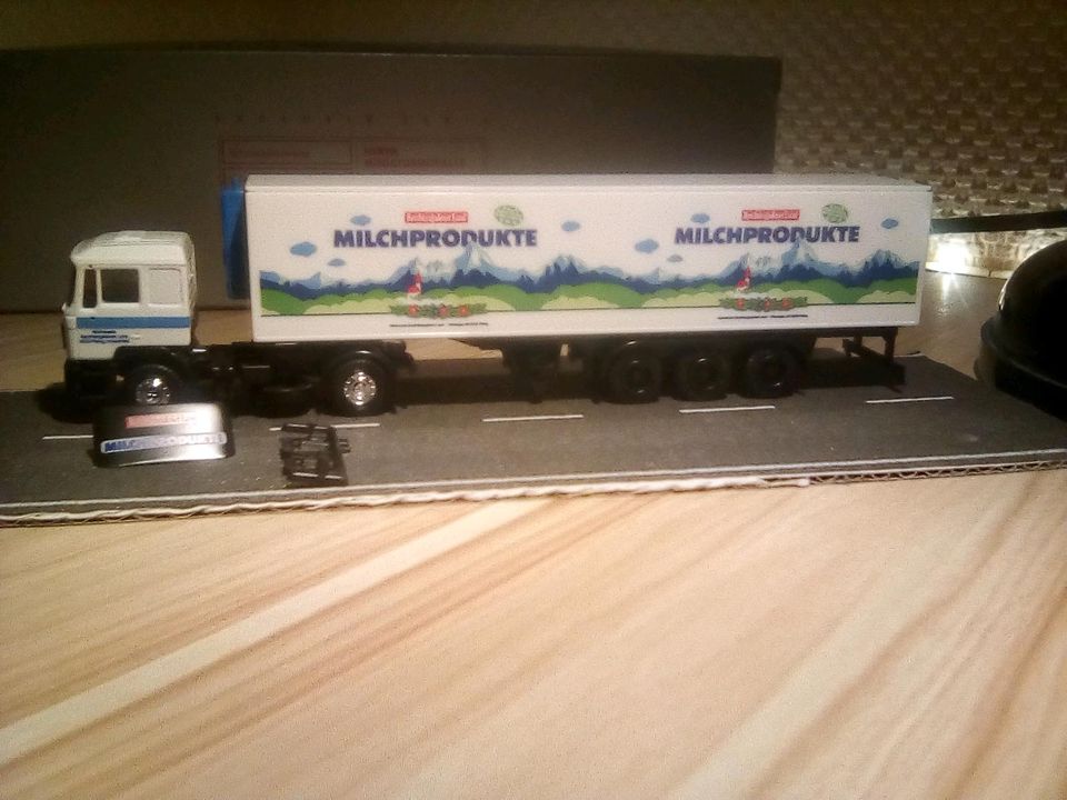 Herpa Lkw MAN F90 Kühl Szg Milchprodukte Neu Ovp in Leverkusen