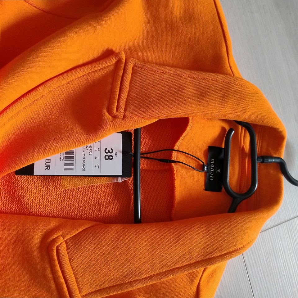 Monari Blazer orange neu mit Etikett Größe 38 in Bad Driburg