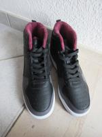 Vty Mid Cut Sneaker Boots EUR 41 schwarz/grau/bordeaux NEU Hessen - Mörfelden-Walldorf Vorschau
