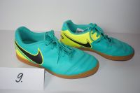 Fußballschuhe Gr. 36 Nike Tiempo grün 23 cm Hallenschuhe Bayern - Leinburg Vorschau