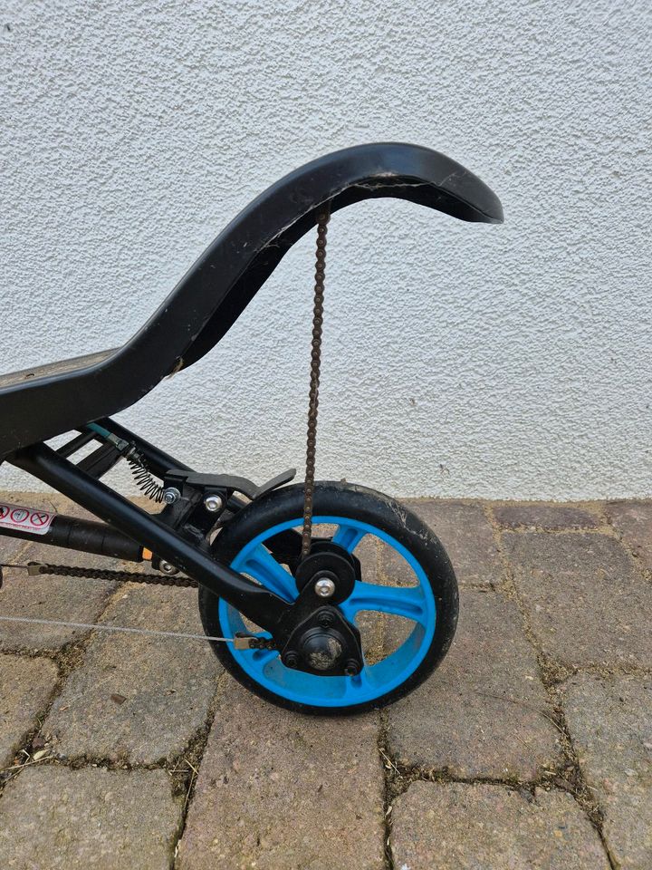 Space Scooter X560 Wipproller in Elze