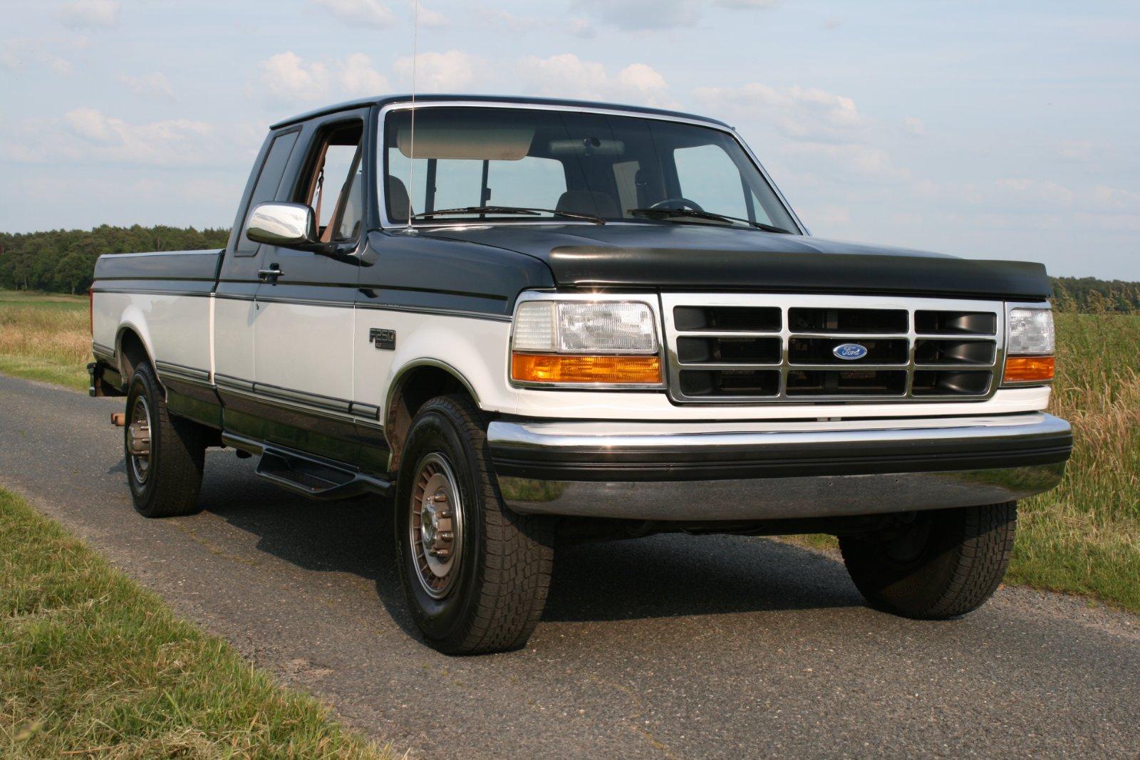Abbildung des Autos Ford F250 Super Cab 6Sit…