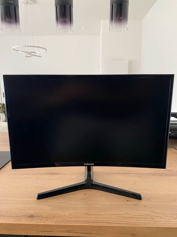 SAMSUNG CURVED MONITOR - 24 ZOLL - FULL HD in Augsburg