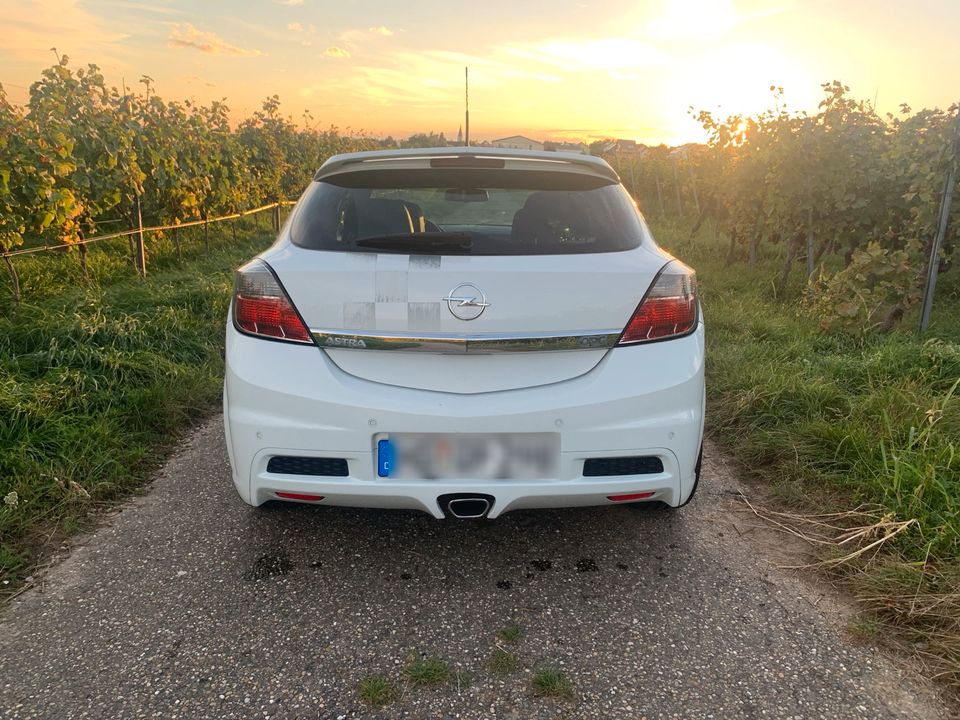 Opel Astra H OPC Nürburgring Edition in Mühlhausen