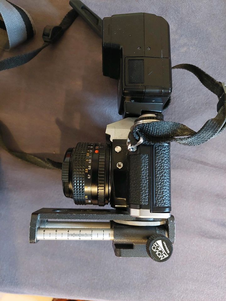 Minolta X300 Spiegelreflex mit 3 Objektiven und Systemblitz in Bad Reichenhall