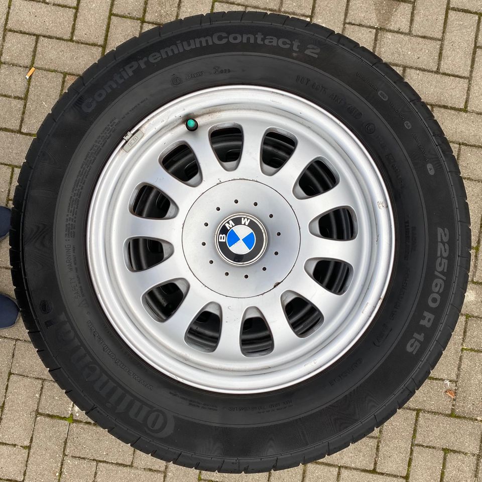 BMW Alufelgen mit Sommerreifen 225/60 R15 in Rostock