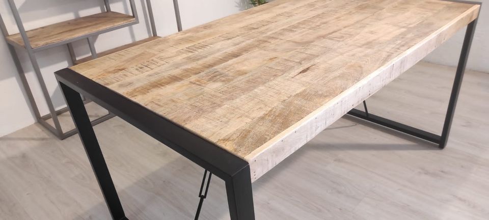 Esstisch Harald 160x90 cm Mango Massivholz Schwarzen Kufen Tisch in Mammendorf