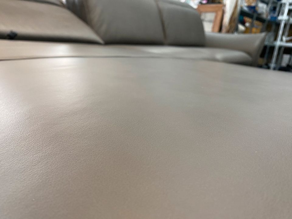 Ecksofa Hukla Mirum Sofa Echt Leder Relax Motor  Möbel UVP 5137€ in Alsfeld