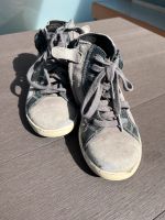 Graue sneakers Turnschuhe München - Allach-Untermenzing Vorschau