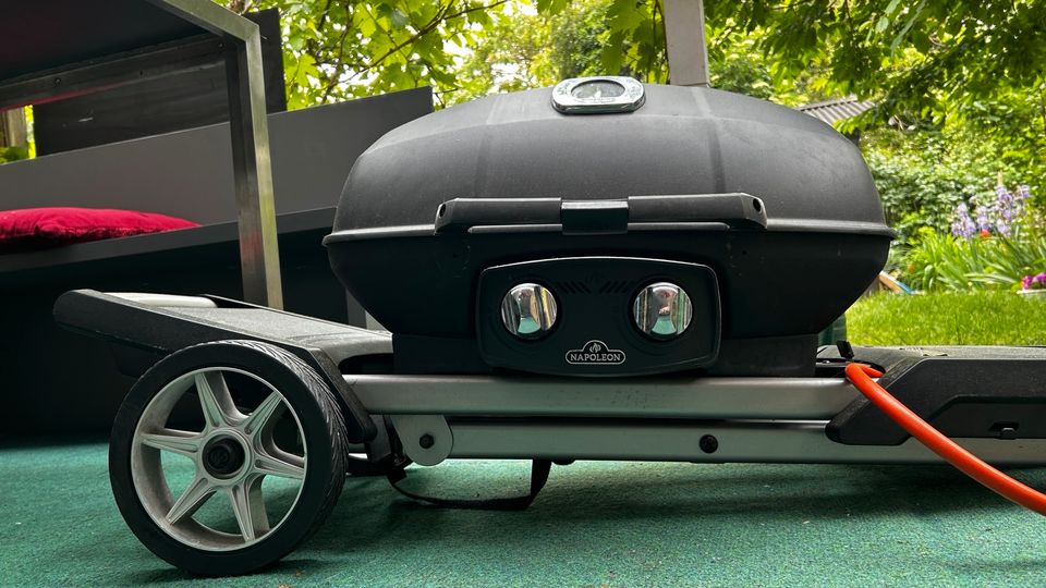 Gasgrill Napoleon TRAVELQ PRO285 Mobile in Bornheim