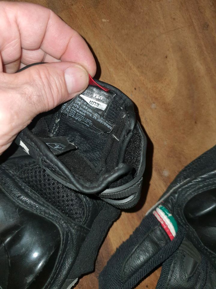 Ducati Handschuhe Neuwertig M Festpreis in Dresden