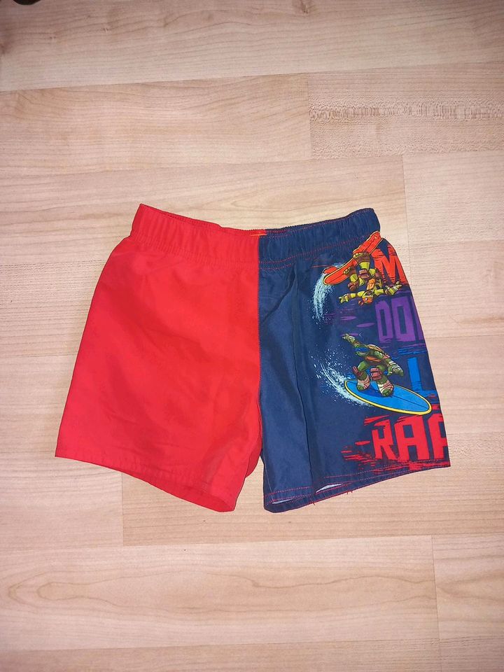 Nickelodeon Jungen Badeshort Größe 110/116 Top Zustand!!! in Diedorf