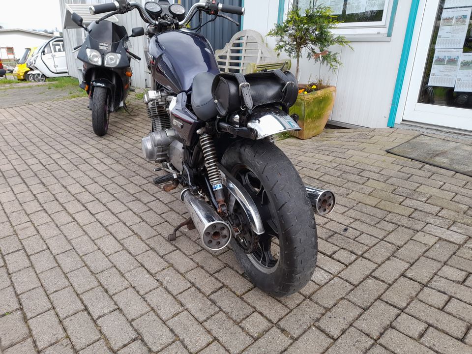 Suzuki GS 750 Oldtimer Lieferung ist möglich in Nieheim