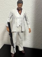 Scarface Figur 47cm ovp Tony Montana Al Pacino Berlin - Neukölln Vorschau