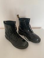 Dr. Martens Stiefel in Schwarz Bremen - Walle Vorschau